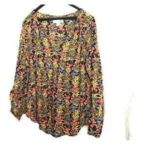 Old Navy floral maternity blouse